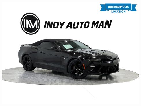 Used 2018 Chevrolet Camaro SS RWD image 1