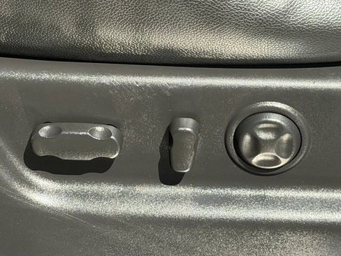 Used 2013 Chevrolet Tahoe LTZ image 26