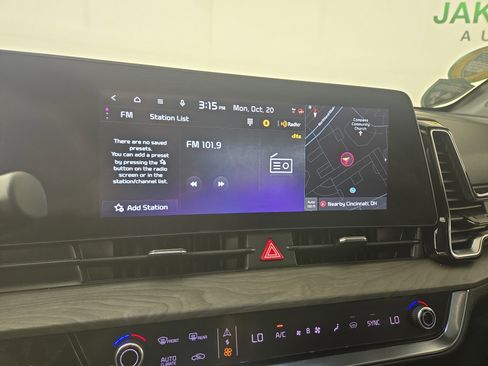 Used 2023 Kia Sportage X-Pro image 19