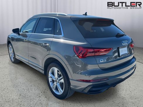 Used 2022 Audi Q3 2.0T Premium w/ Convenience Package image 7