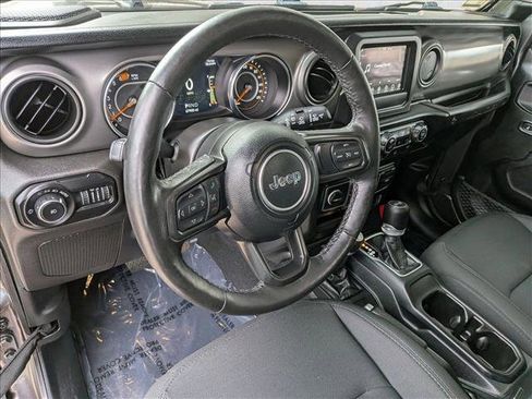 Used 2021 Jeep Wrangler Unlimited Sport AWD/4WD image 10