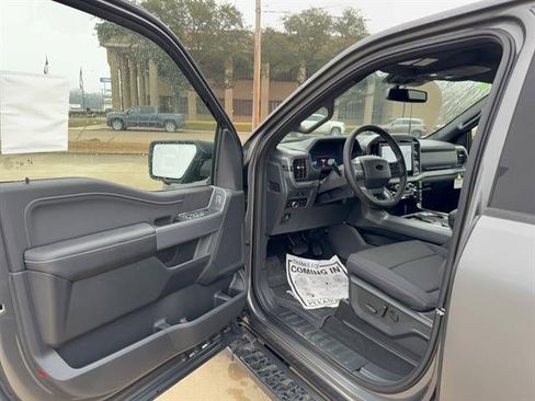New 2025 Ford F150 XLT w/ Equipment Group 302A MID image 7