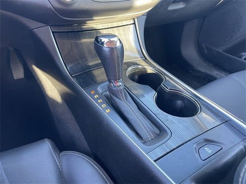 Used 2018 Chevrolet Impala LT image 21