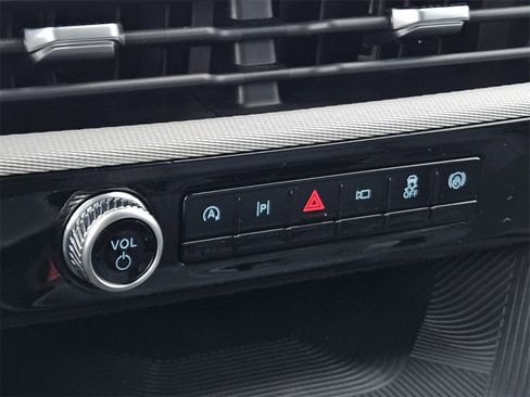 New 2026 Ford Explorer Active w/ Active Comfort Package image 22