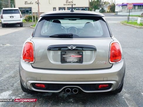 Used 2017 MINI Cooper S w/ Cold Weather Package image 6