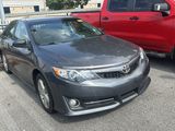 Used 2014 Toyota Camry SE image 4