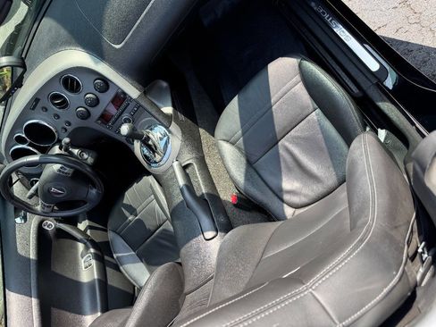 Used 2007 Pontiac Solstice GXP w/ Premium Package image 18