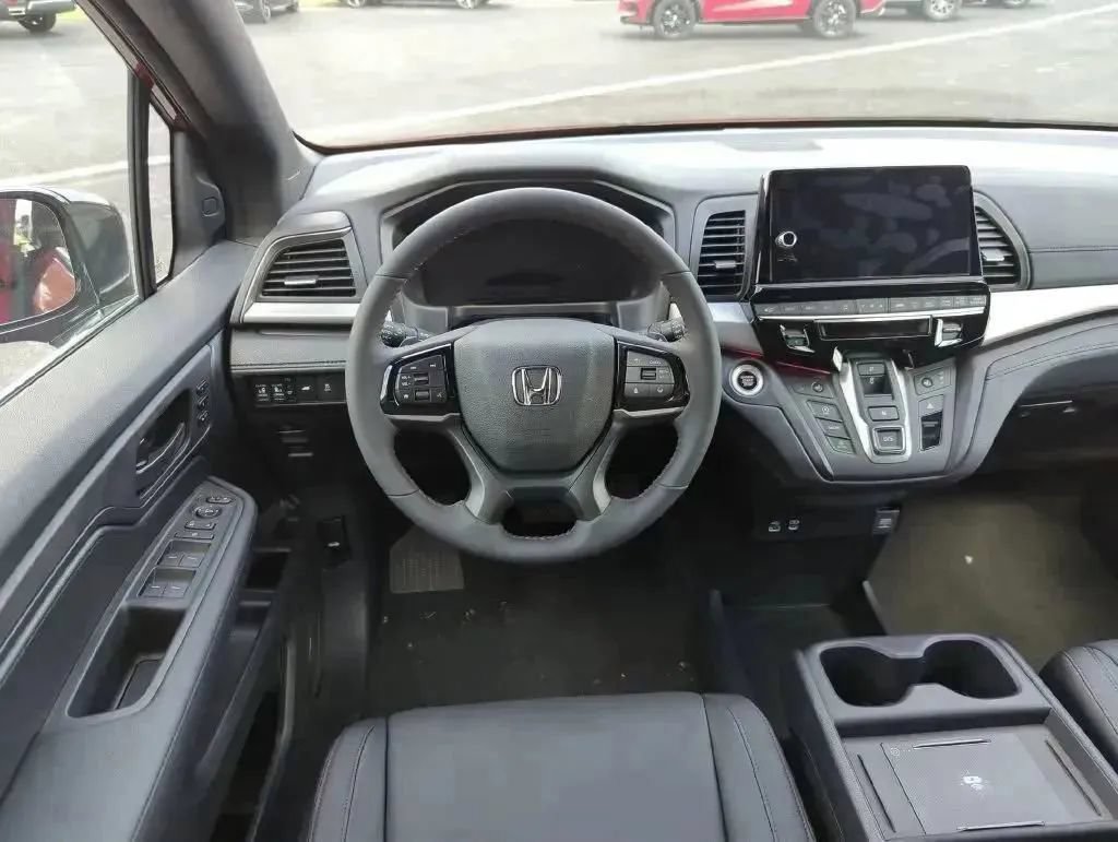 New 2026 Honda Odyssey Sport-L image 32