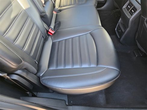 Certified 2023 Ford Edge SEL image 35