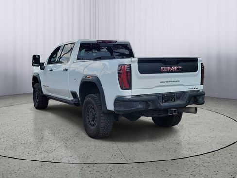 Used 2024 GMC Sierra 2500 AT4X w/ AT4X AEV Edition AWD/4WD image 6