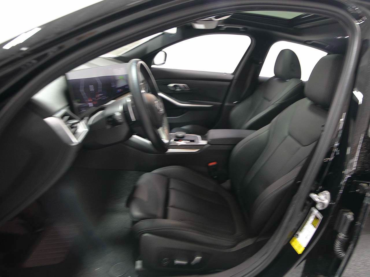 Used 2023 BMW 330i Sedan w/ Premium Package RWD image 8