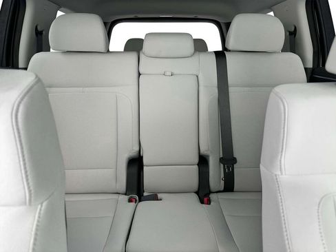 New 2025 Hyundai Santa Fe SE FWD image 14