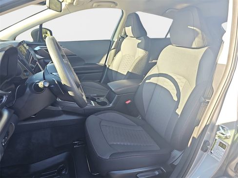 Used 2024 Subaru Impreza 2.0i Sport image 36