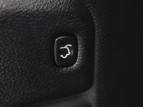 Used 2021 Jeep Grand Cherokee Overland AWD/4WD image 43