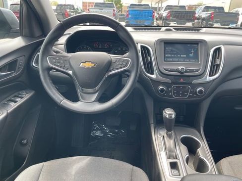 Used 2018 Chevrolet Equinox LT FWD image 4