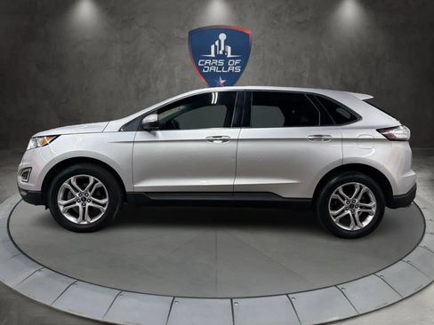 Used 2017 Ford Edge Titanium FWD image 2