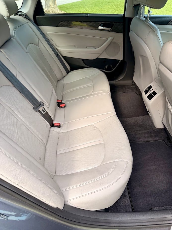 Used 2018 Hyundai Sonata Limited w/ Ultimate Package 07 FWD image 12