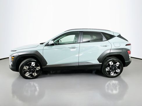 Certified 2025 Hyundai Kona SEL AWD/4WD image 4