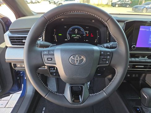 Used 2026 Toyota Camry SE w/ Convenience Package FWD image 28