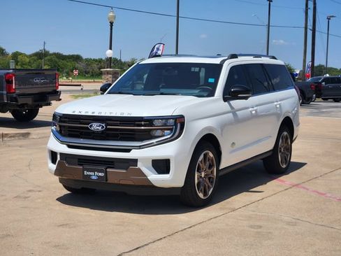 New 2027 Ford Expedition King Ranch AWD/4WD image 3