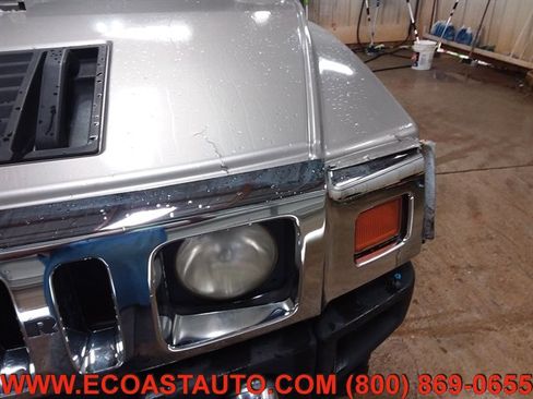 Used 2004 HUMMER H2 w/ Preferred Equipment Group image 18