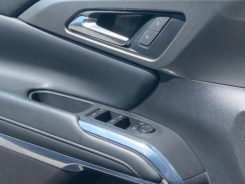 Certified 2025 Chevrolet Traverse LT image 19