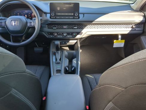 New 2025 Honda Accord SE image 17