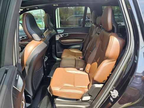 Used 2022 Volvo XC90 T8 Inscription AWD/4WD image 17