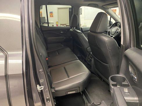 Used 2019 Honda Ridgeline RTL image 11