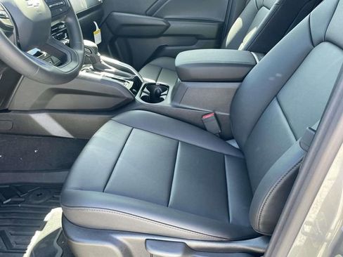 New 2026 Chevrolet Colorado W/T w/ WT Custom Package RWD image 12