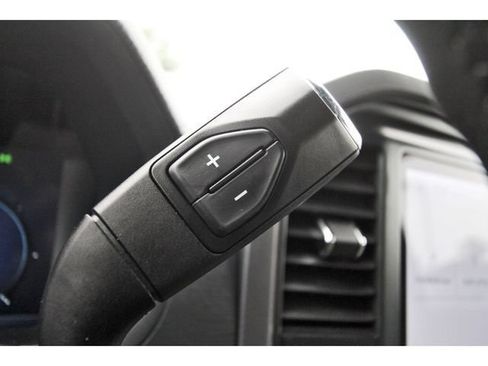 Used 2025 Ford F150 XLT w/ Equipment Group 301A Standard AWD/4WD image 17