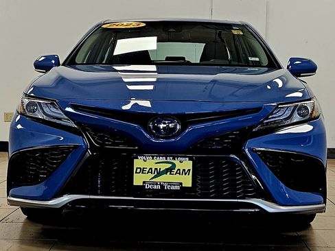 Used 2023 Toyota Camry XSE image 6