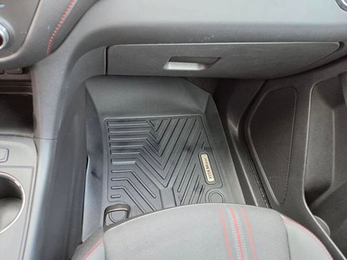 Used 2024 Chevrolet Equinox RS AWD/4WD image 15