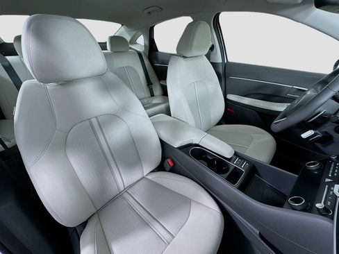 New 2026 Hyundai Sonata SEL FWD image 30