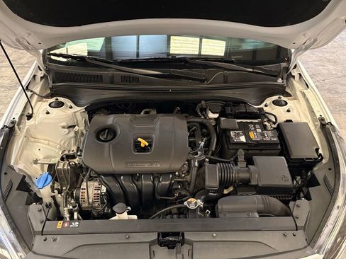 Used 2024 Kia Forte GT-Line w/ GT-Line Premium Package image 16