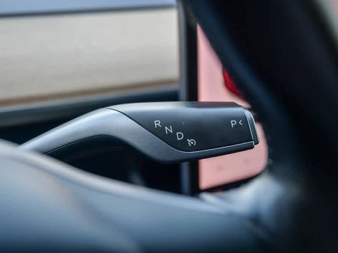 Used 2019 Tesla Model 3 Mid Range image 27