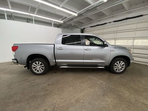 Used 2013 Toyota Tundra Platinum image 7