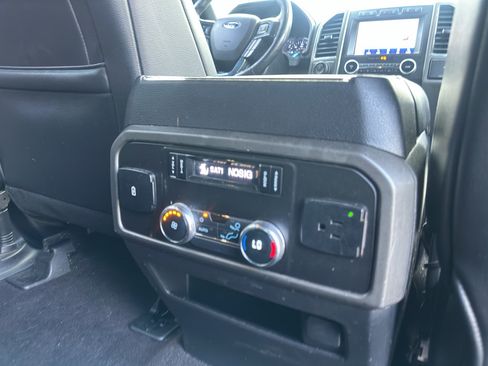 Used 2020 Ford Expedition Max XLT w/ Equipment Group 202A AWD/4WD image 17