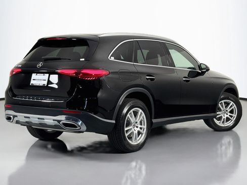 Used 2023 Mercedes-Benz GLC 300 image 12