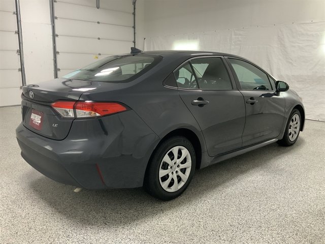 Used 2025 Toyota Corolla LE FWD image 5