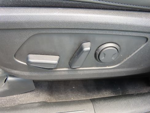 Used 2025 Kia Sorento SX AWD/4WD image 30