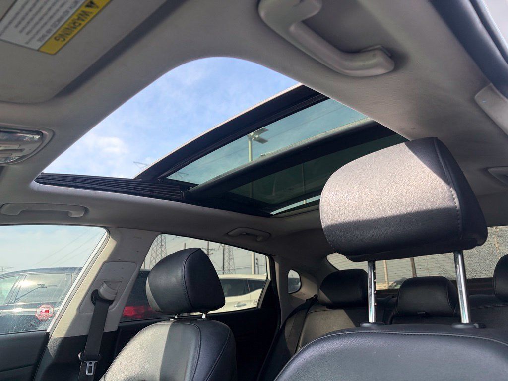 Used 2018 Kia Optima S w/ Panoramic Sunroof Package FWD image 12