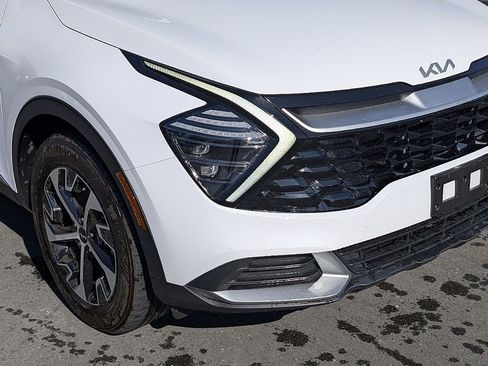 Used 2024 Kia Sportage EX image 24