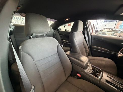 Used 2014 Dodge Charger SE w/ Sport Appearance Group RWD image 27