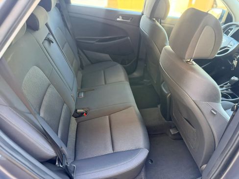 Used 2018 Hyundai Tucson SE AWD/4WD image 21