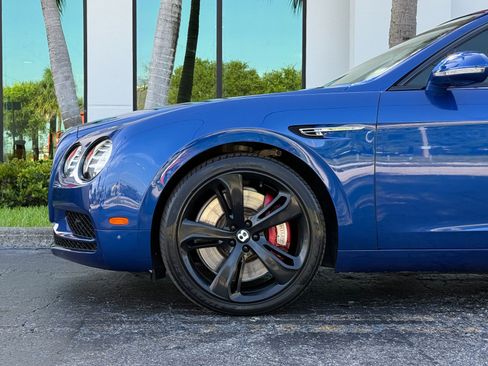 Used 2017 Bentley Flying Spur S W12 AWD/4WD image 16