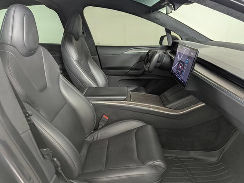 Used 2023 Tesla Model X AWD/4WD image 23