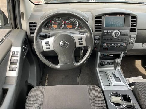 Used 2012 Nissan Pathfinder SV AWD/4WD image 26