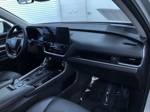 Certified 2025 Toyota Grand Highlander AWD image 25