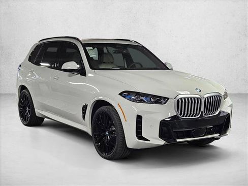 New 2026 BMW X5 xDrive40i w/ M Sport Package image 7